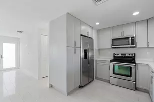 1104 Grandview Cir, Royal Palm Beach, FL 33411 - Photo 13