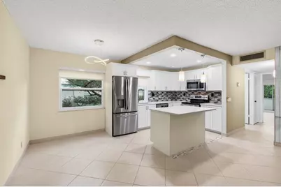 293 Normandy G, Delray Beach, FL 33484 - Photo 5