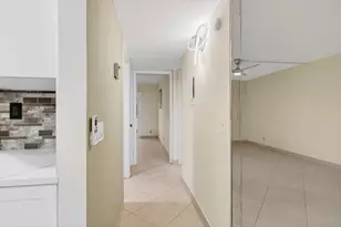 293 Normandy G, Delray Beach, FL 33484 - Photo 19