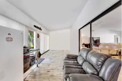 10306 Greentrail Drive N, Boynton Beach, FL 33436 - Photo 27