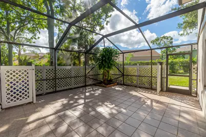 31 Clinton Court, Unit #C, Royal Palm Beach, FL 33411 - Photo 5