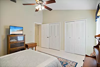 2537 SE Tropical East Circle E, Port Saint Lucie, FL 34952 - Photo 23