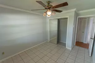 1045 Cameo Cir, West Palm Beach, FL 33417 - Photo 19