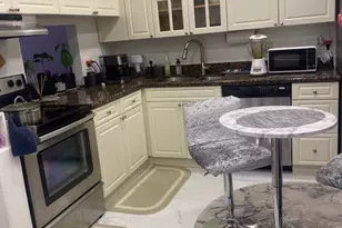 105 Lake Irene Dr, West Palm Beach, FL 33411 - Photo 1