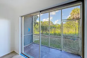 961 NW 45th St, Deerfield Beach, FL 33064 - Photo 25