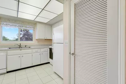 331 Tequesta Drive, Unit #212, Tequesta, FL 33469 - Photo 9