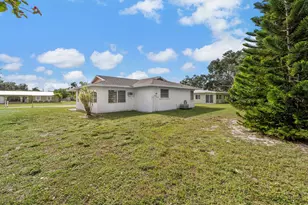 153 NE Tunison Ave, Port Saint Lucie, FL 34983 - Photo 19
