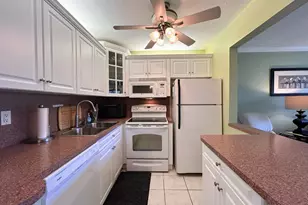 450 Horizons E Unit, Boynton Beach, FL 33435 - Photo 7