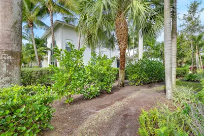 1083 Piccadilly Drive, Palm Beach Gardens, FL 33418 - Photo 49