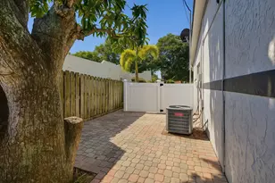 5604 Garden Ave, West Palm Beach, FL 33405 - Photo 3