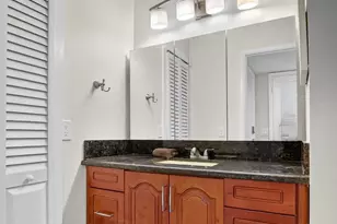 129 Piedmont C, Delray Beach, FL 33484 - Photo 27