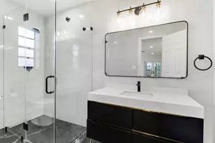 1009 Alamanda Dr, North Palm Beach, FL 33408 - Photo 13