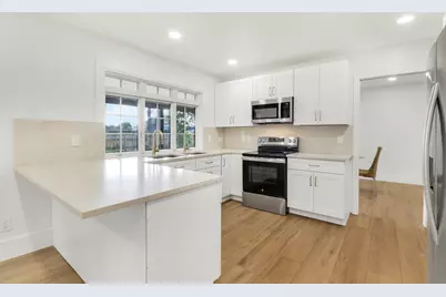 1009 Alamanda Drive, North Palm Beach, FL 33408 - Photo 9