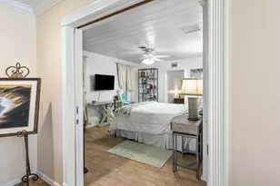 802 NE 2nd St, Delray Beach, FL 33483 - Photo 31