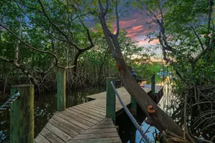 1110 Kriss Ln, Jupiter, FL 33458 - Photo 7