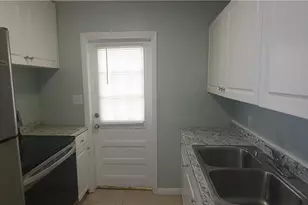 412 7th Rd SW, Vero Beach, FL 32962 - Photo 9