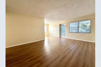 241 Sheffield J, West Palm Beach, FL 33417 - Photo 3