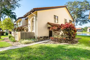 10423 S Circle Lake Dr, Boynton Beach, FL 33437 - Photo 1