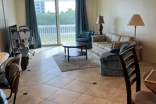 125 S Ocean Ave, Palm Beach Shores, FL 33404 - Photo 3