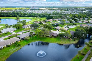 6186 Brandon St, Palm Beach Gardens, FL 33418 - Photo 41