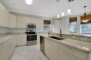 9960 Woodworth Ct, Wellington, FL 33414 - Photo 11