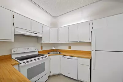 802 Sky Pine Way, Unit #E2, Greenacres, FL 33415 - Photo 5