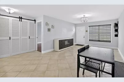 10330 Fig Court, Pembroke Pines, FL 33026 - Photo 9