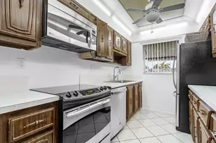 510 High Point Dr, Delray Beach, FL 33445 - Photo 15