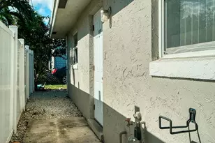 915 S N St, Lake Worth Beach, FL 33460 - Photo 3