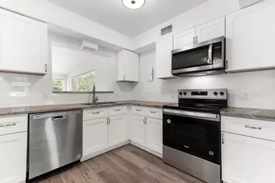 1134 NW 18th Avenue, Fort Lauderdale, FL 33311 - Photo 9