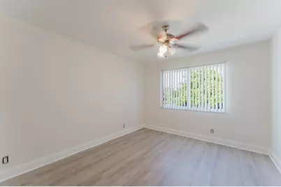 302 NE 36th Street, Boca Raton, FL 33429 - Photo 23