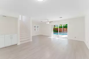 302 NE 36th St, Boca Raton, FL 33429 - Photo 15