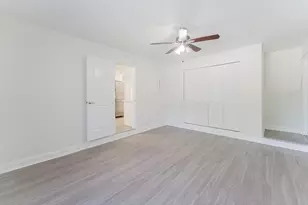 302 NE 36th St, Boca Raton, FL 33429 - Photo 11