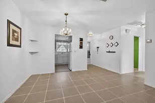 2833 Crosley Dr W, West Palm Beach, FL 33415 - Photo 7