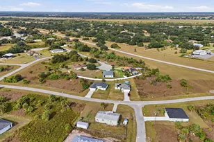 1068 E Bass Ct, LaBelle, FL 33935 - Photo 45