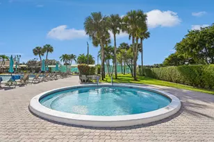 107 Lake Olive Dr, West Palm Beach, FL 33411 - Photo 37