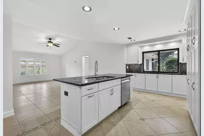 1776 The 12th Fairway, Wellington, FL 33414 - Photo 11