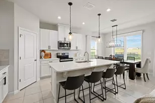 10645 SW Vasari Way, Port Saint Lucie, FL 34987 - Photo 15