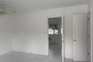 1801 NE 25th Ave, Pompano Beach, FL 33062 - Photo 5