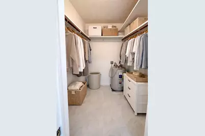 136 NE 19th Court, Unit #112F, Wilton Manors, FL 33305 - Photo 9