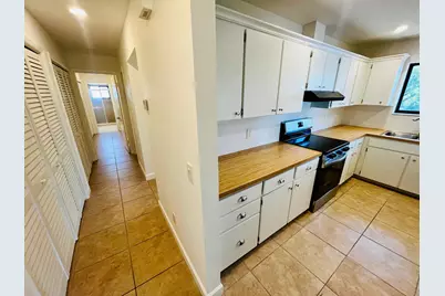 125 S Palmway Avenue, Unit #4, Lake Worth Beach, FL 33460 - Photo 29