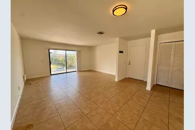 125 S Palmway Avenue, Unit #4, Lake Worth Beach, FL 33460 - Photo 9