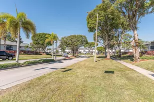 2204 Seaside Dr, Greenacres, FL 33463 - Photo 33