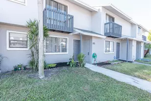 2204 Seaside Dr, Greenacres, FL 33463 - Photo 3