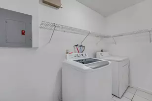 13730 Sunflower Ct, Wellington, FL 33414 - Photo 17