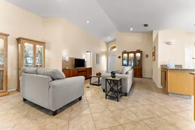 107 Executive Circle, Boynton Beach, FL 33436 - Photo 7