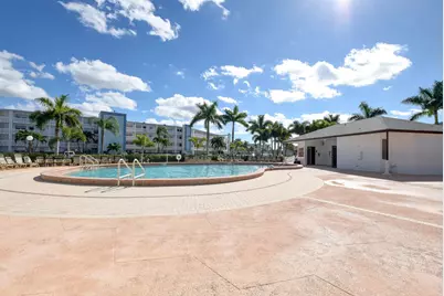 1090 Guildford E, Unit #1090, Boca Raton, FL 33434 - Photo 17