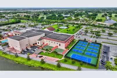 1090 Guildford E, Unit #1090, Boca Raton, FL 33434 - Photo 5