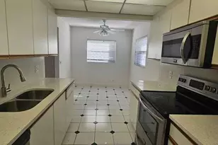 12701 SW 13th St, Pembroke Pines, FL 33027 - Photo 17