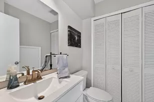 141 E Riverside Dr, Jupiter, FL 33469 - Photo 11